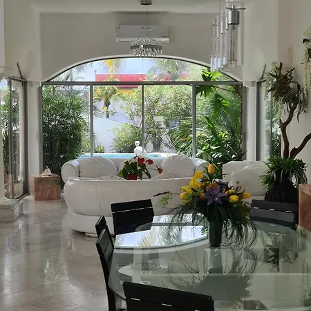 Villa Zafiro